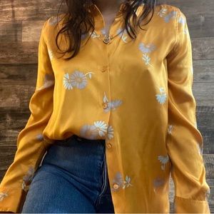 Equipment 100% silk top